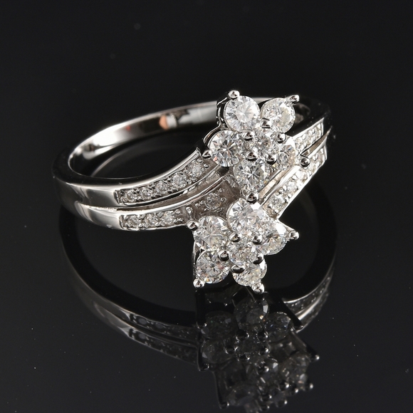 Jewelry - MOISSANITE BYPASS FLOWER RING